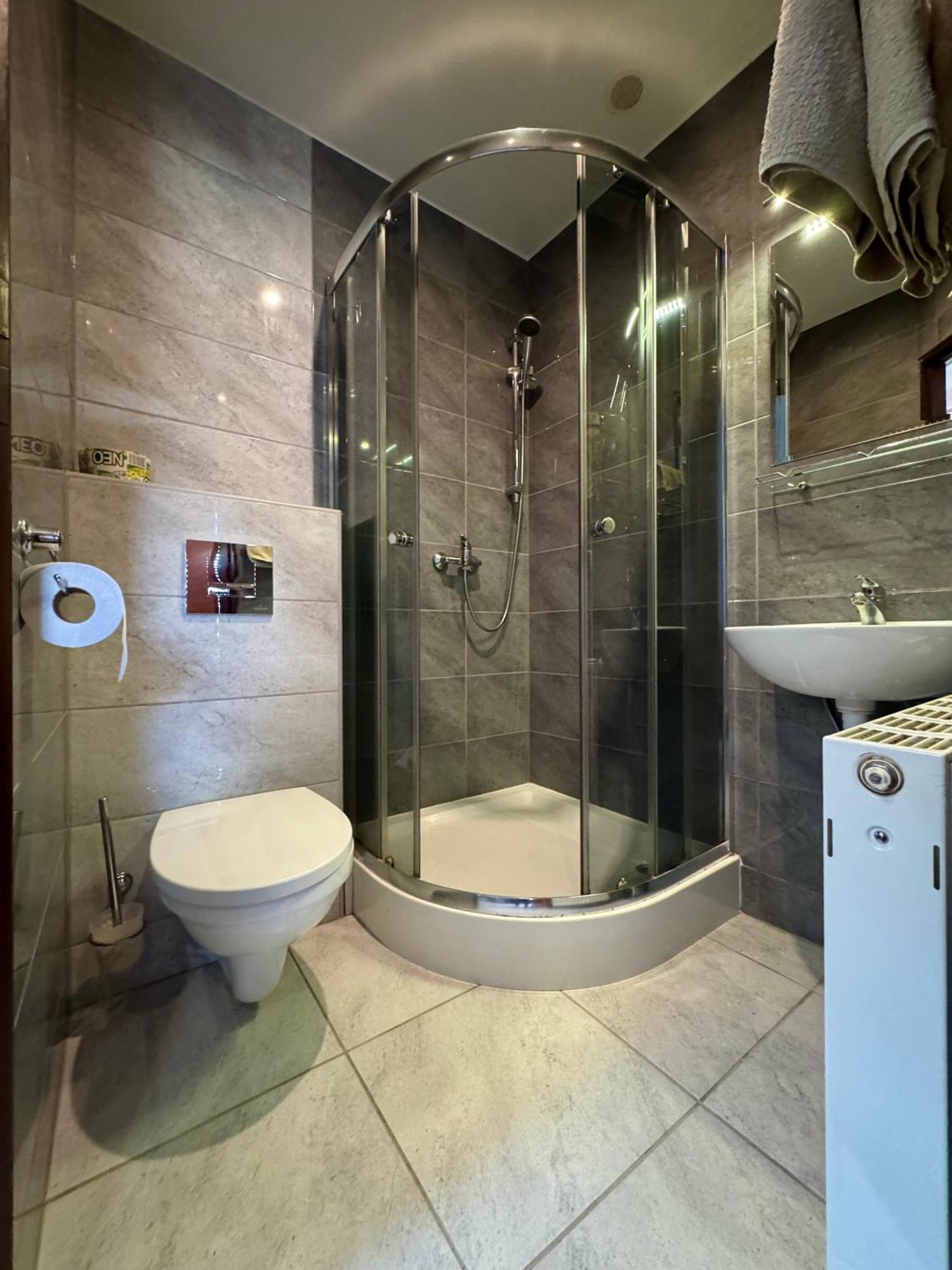 Restauracja Ibiza Aparthotel Ludwikowice Klodzkie ภายนอก รูปภาพ