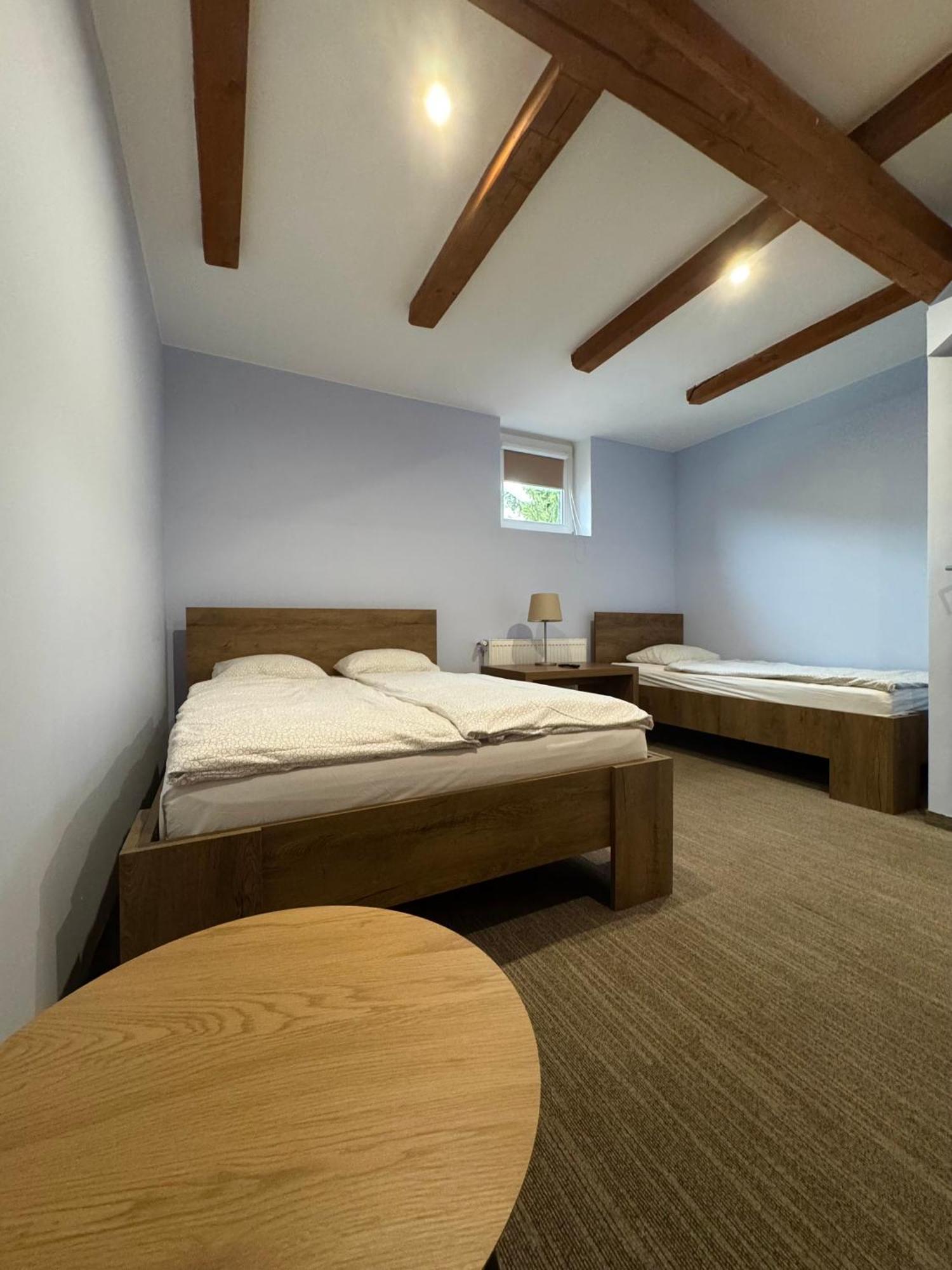 Restauracja Ibiza Aparthotel Ludwikowice Klodzkie ภายนอก รูปภาพ