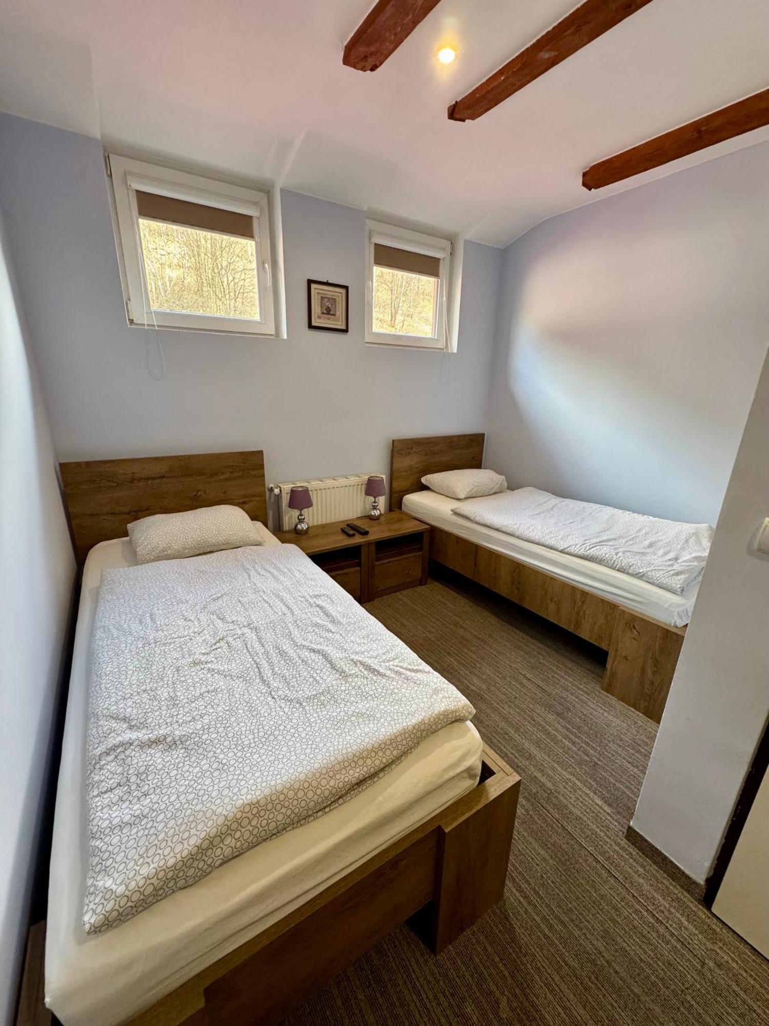 Restauracja Ibiza Aparthotel Ludwikowice Klodzkie ภายนอก รูปภาพ